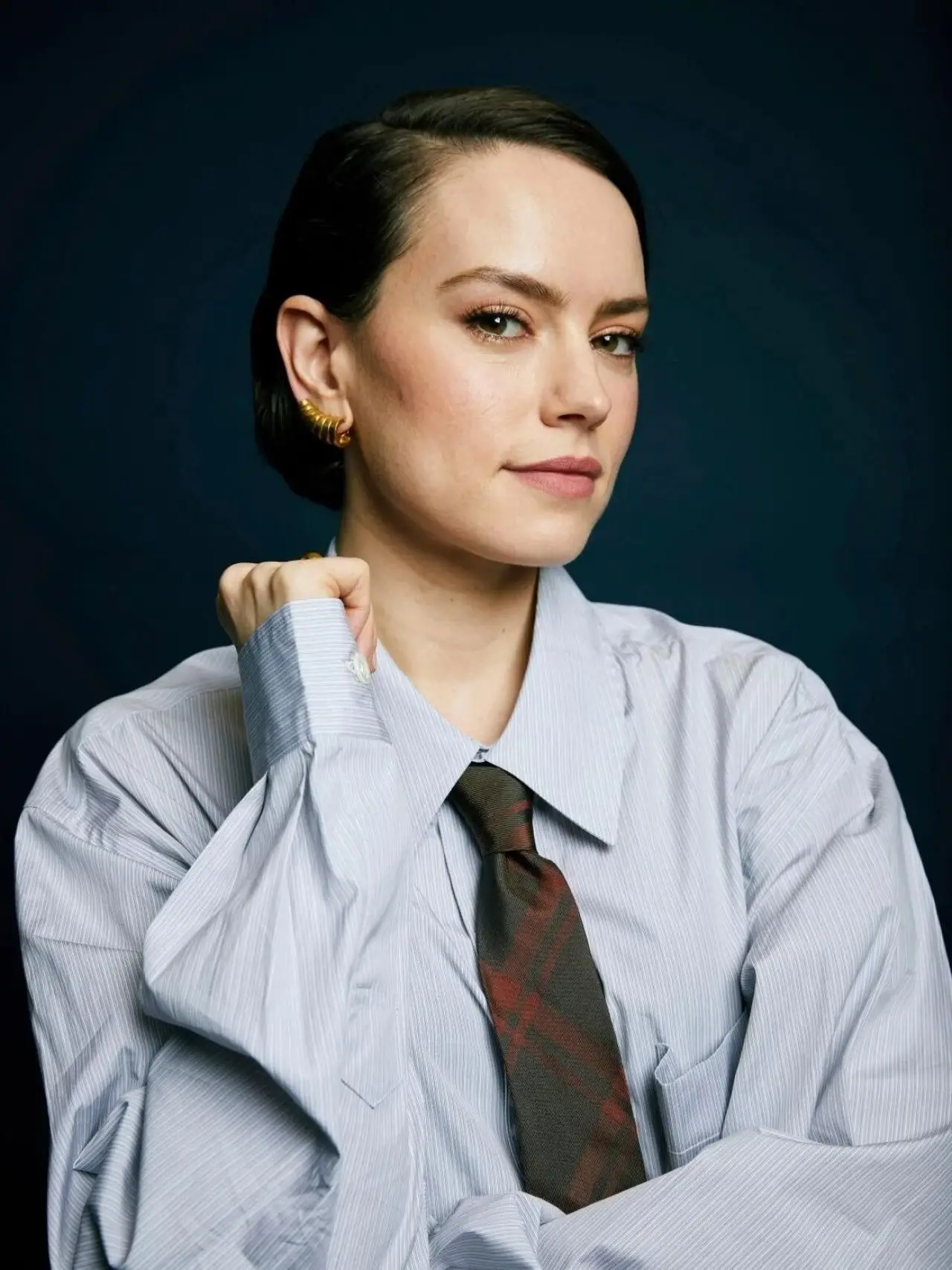 English Actress Daisy Ridley Photoshoot 2024 February3